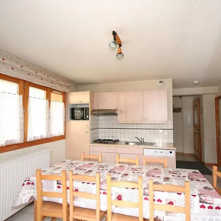 Apartment 4 Pieces, 8 Pers., Proche Centre Et Remontees, Animaux Admis, Parking, Wifi - Fr-1-676-103 Chatel
